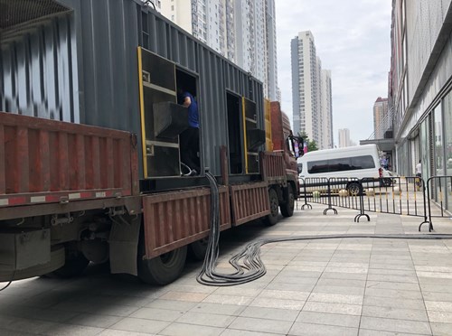景东柴油发电机空气滤清器在不同季节的更换周期是否有差异？