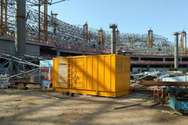 景东发电机出租如何判断空气滤清器是否需要更换？